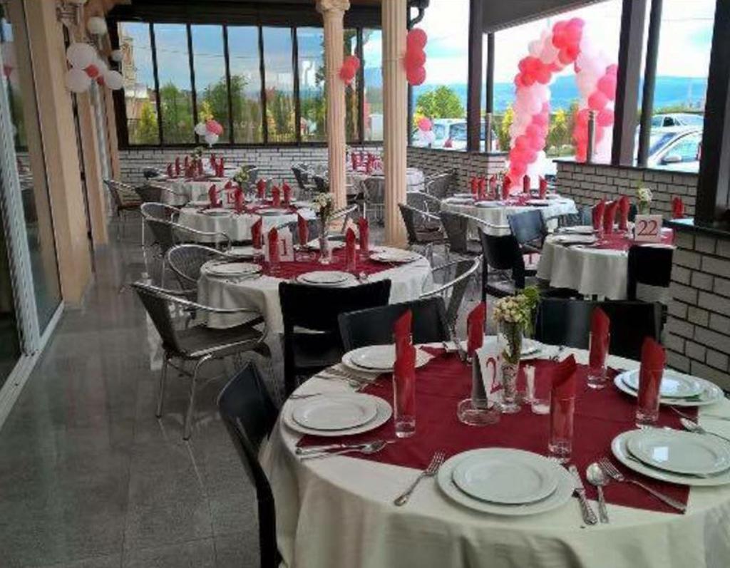 Hotel Gostionica Lazic Zvornik Zewnętrze zdjęcie